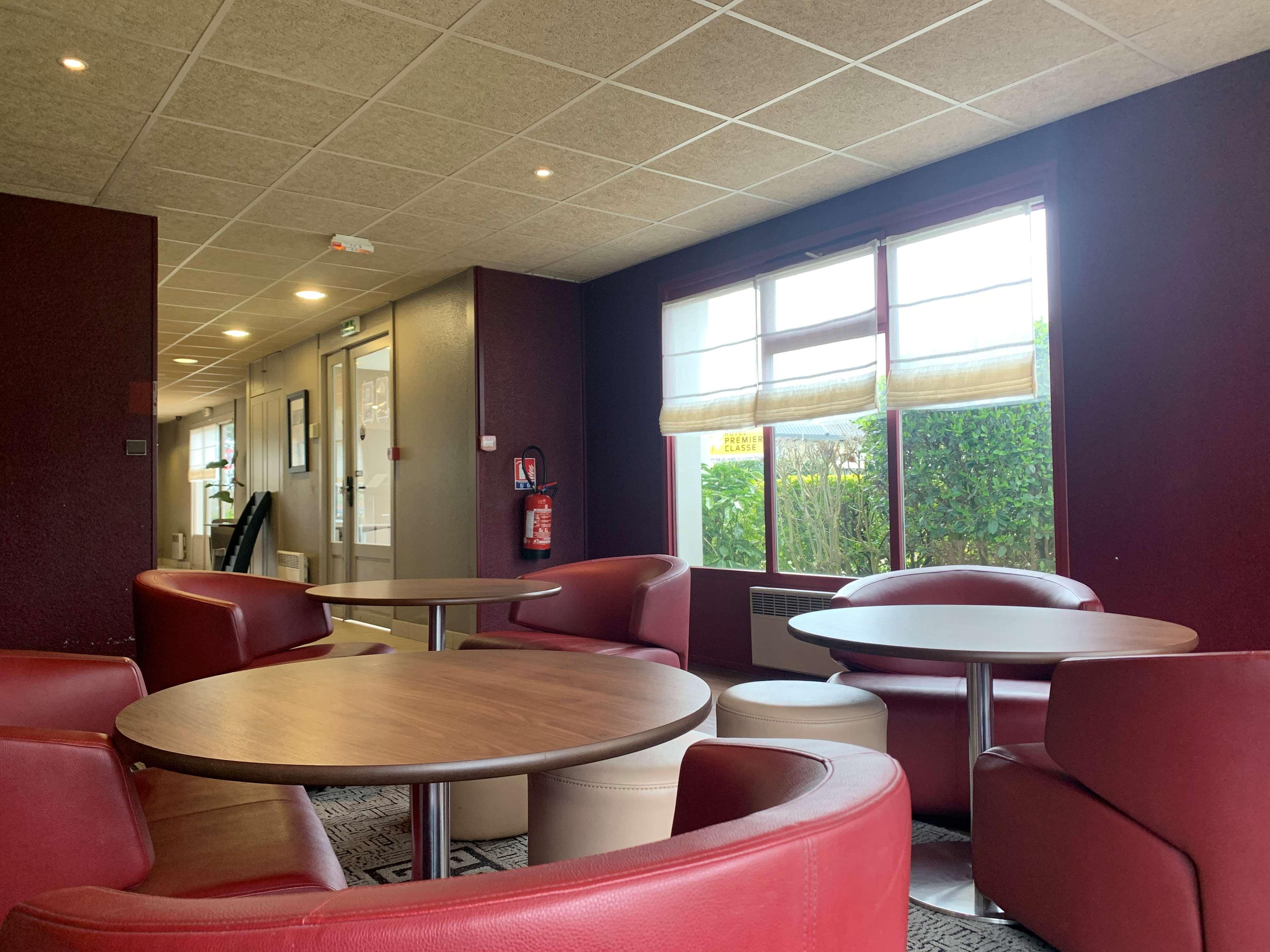 Kyriad Chateauroux - Saint-Maur Екстер'єр фото