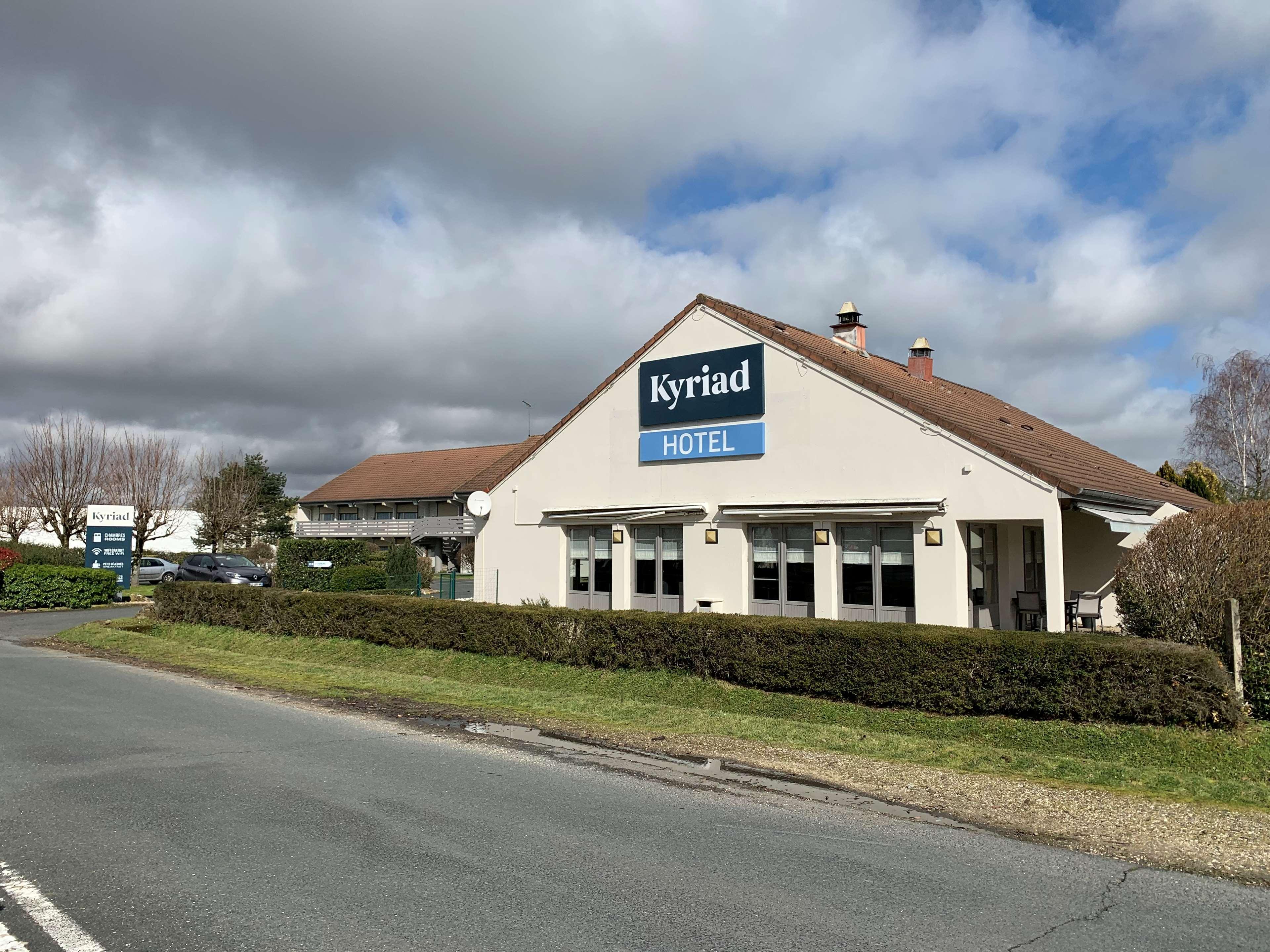 Kyriad Chateauroux - Saint-Maur Екстер'єр фото